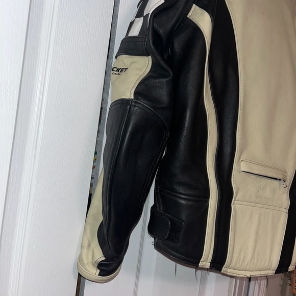 VINTAGE Joerocket leather Motorcycle jacket - Picture 14 of 15
